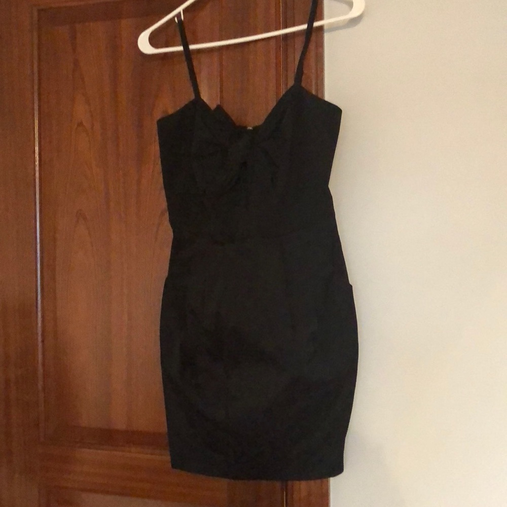 NWOT Black mini dress with pockets - Picture 1 of 4